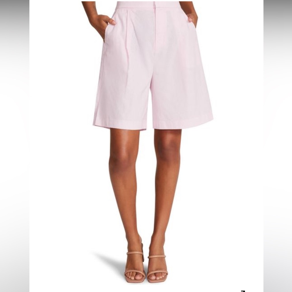 Steve Madden Halsey Pleated Knee Length High-Waist Shorts🍀🍀